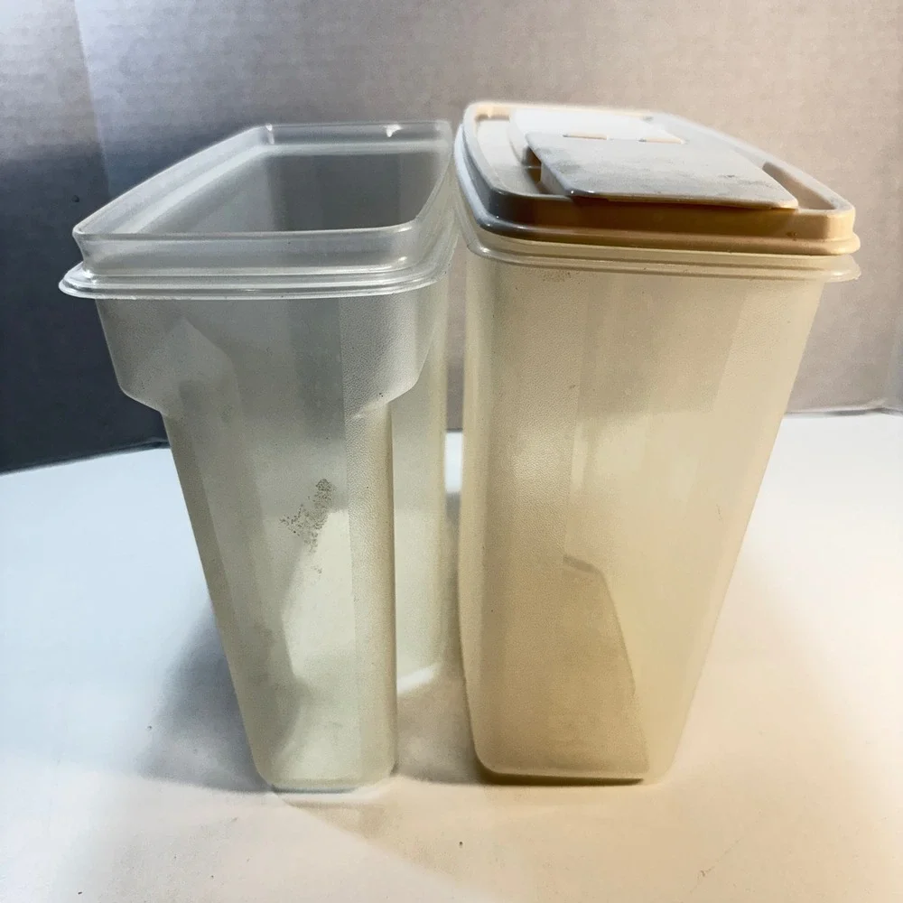 Rubbermaid Cereal Keeper 13 Cup Clear Almond Servin Saver Vintage Container READ